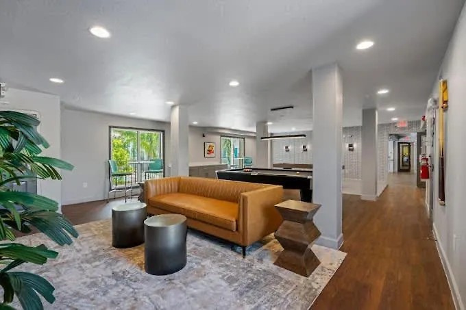 8Mi From Dt Free Pool & Gym Villa Tampa 0*,  United States